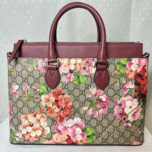 Gucci Brown GG Supreme Blooms Satchel Beige Floral Tote Bag 2 way Unused